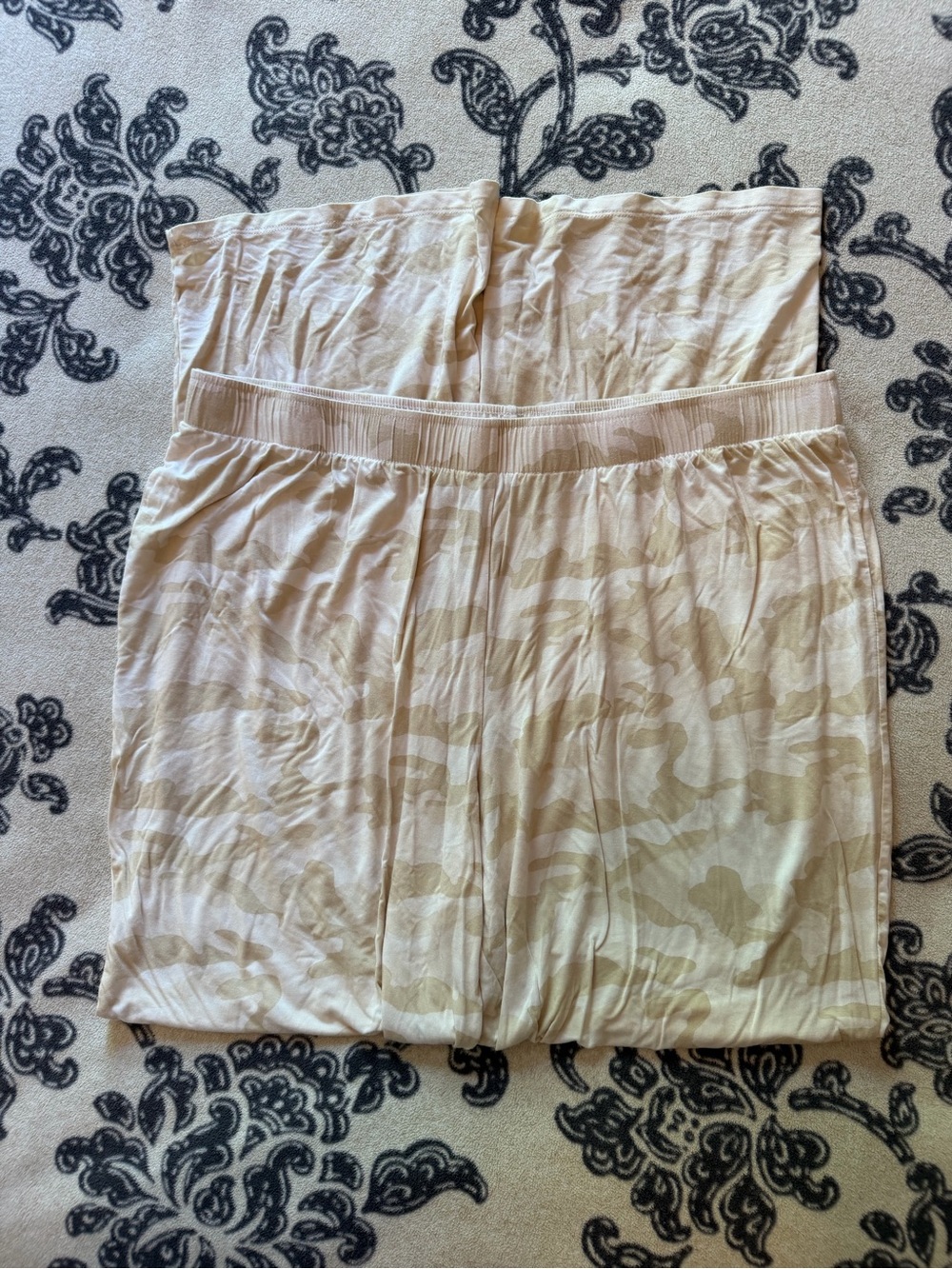 Old Navy Beige Drawstring Lounge Pants